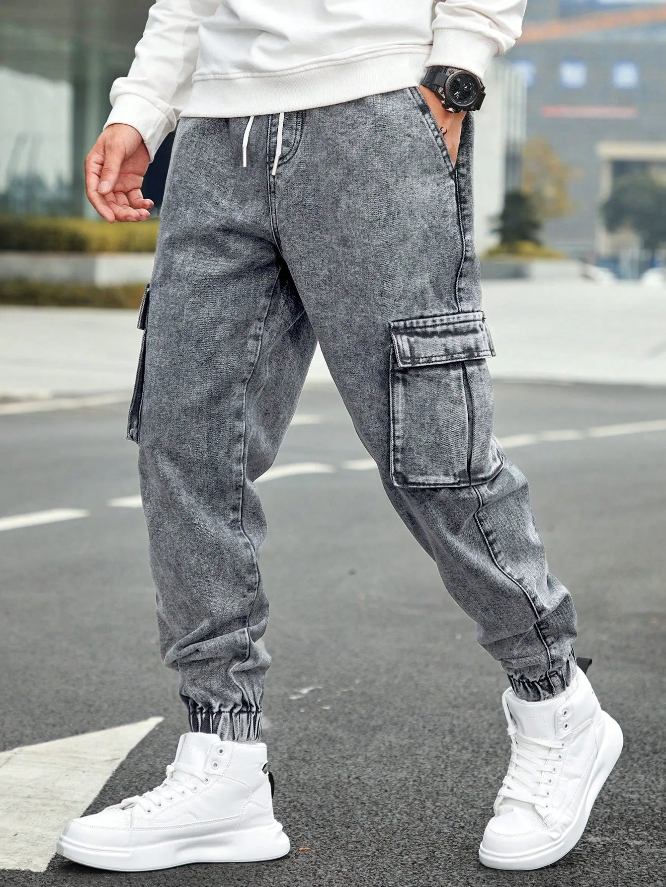 Men'S Drawstring Waist Cargo Denim Pants With Slanted Pockets