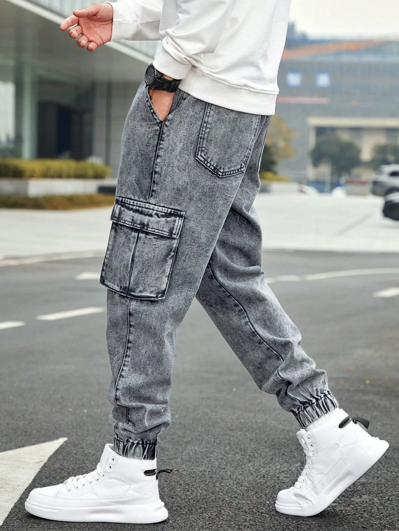 Men'S Drawstring Waist Cargo Denim Pants With Slanted Pockets
